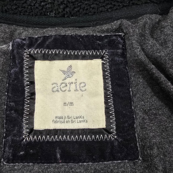 Aerie Jacket‎ Womens Medium Gray Quilted Hoodie Faux Fur Hooded Sweatshirt - Picture 3 of 9